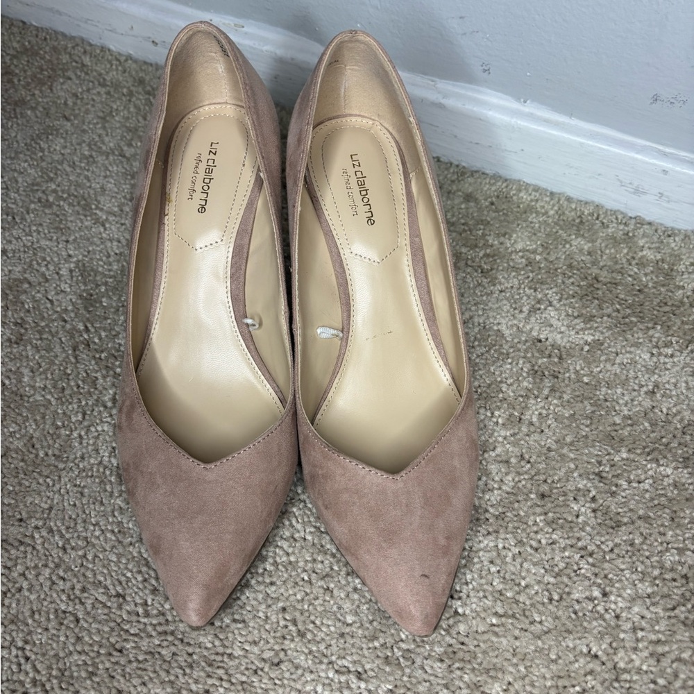 Vince Camuto Women's Tan Suede Heels